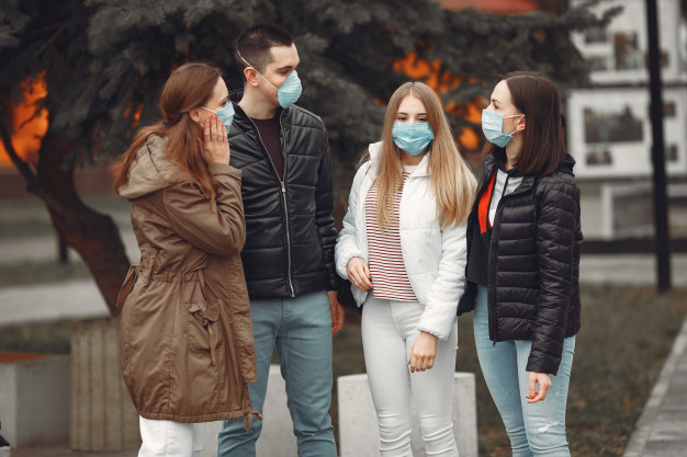 https://podoleanu-paun.ro/wp-content/uploads/2020/03/young-people-are-spreading-disposable-masks-outside_1157-31365.jpg